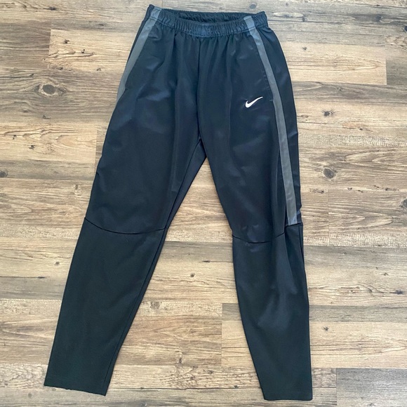 Nike Black Team Sweatpants - Picture 2 of 5